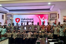 Vaksinasi Merdeka Polda Metro berlanjut termasuk vaksinasi anak