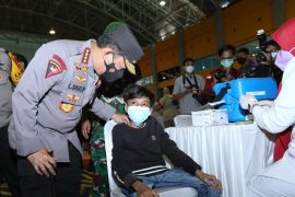 Kapolri: Lebih baik kumpul keluarga di rumah saat tahun baru