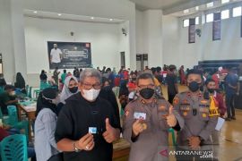 Vaksinasi Malra lebih 72 persen, dapat apresiasi Polda Maluku