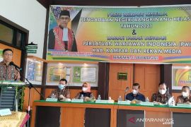 Bangun kepercayaan publik, PN Bangkinang bersinergi dengan wartawan