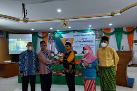 Kanwil Kemenag fasilitasi peluncuran jurnal ilmiah MGMP PAI SMP Provinsi Kalbar