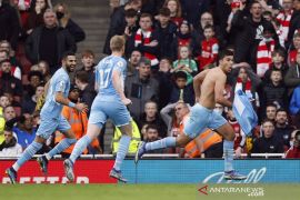 Liga Inggris - Manchester City bangkit menang dramatis atas sepuluh pemain Arsenal