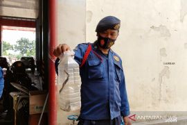 18 ekor ular kobra di Gunungsari Bogor berhasil  dievakuasi Tim Rescue Damkar