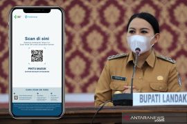 Pemkab Landak terapkan "PeduliLindungi" di semua kantor pemerintahan