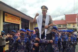 Kombes Pol Rachmat Hendrawan tinggalkan Polresta Banjarmasin dengan kepala tegak