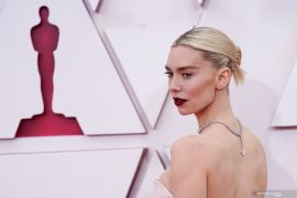 film "Kitbag" Vanessa Kirby gantikan Jodie Comer