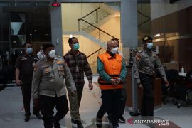 Kronologi suap pengadaan barang-jasa Wali Kota Bekasi