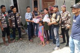 FKPPI Stabat bantu warga korban banjir Desa Pantai Gemi