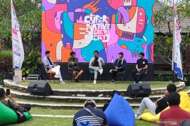 "Superlative Secret Society" (SSS) kenalkan aset seni digital "NFT" pada seniman Bali