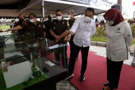 Wali Kota Eri dorong PT Yekape sediakan klaster hunian murah di Surabaya