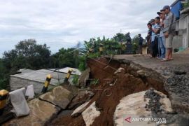 Longsor Di Wilayah Temanggung Page 2 Small