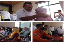 Peduli keluarga korban Kapal KM Mila yang hilang, Wali Kota Sibolga serahkan bantuan