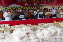 Majelis hakim vonis mati empat terdakwa 470,7 kg sabu-sabu