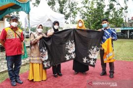Rumah Batik Binaan RAPP cikal bakal Kampung Batik pertama di Kuansing