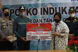 Mensos bantu Rp1,3 miliar untuk korban bencana alam Kota Jayapura