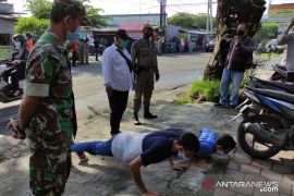 Tim Yustisi Denpasar awasi penggunaan masker di masyarakat