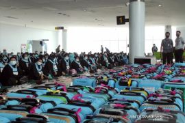 Indonesia suspends umrah pilgrims' departures for evaluation