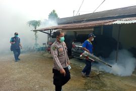 Polres Agam fogging Mako antisipasi penularan Demam Berdarah Dengue