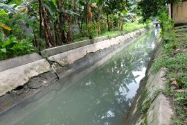 Pembangunan "crossing" saluran di Gunungsari Kota Surabaya terealisasi 2022
