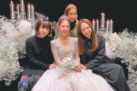 Anggota grup Jewelry hadiri pernikahan Kim Eun Jung