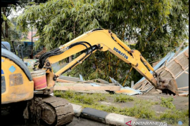 Puluhan bangunan liar dibongkar Satpol PP Karawang