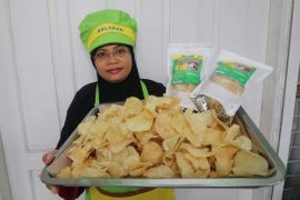 Pemangkasan biaya sertifikasi halal untungkan pelaku UMK