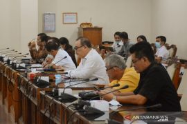 Banggar DPRD dan TAPD Bali rapat bahas penyusunan RAPBD tahun 2023