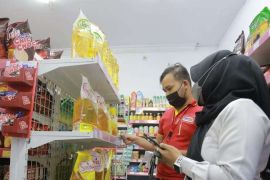 Disdag Kota Madiun pantau harga minyak goreng di toko modern