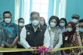 Bupati Dairi resmikan ruang isolasi di RSUD Sidikalang