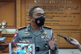 Pernyataan pimpinan DPR terkait pelat dinas mobil Arteria Dahlan dibantah Dirlantas Polda