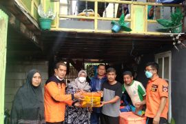 Gubernur Sulsel instruksikan BPBD salurkan bantuan kepada korban puting beliung