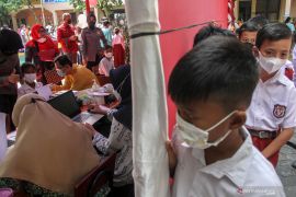 Pekanbaru dapat tambahan vaksin 20.000 ampul untuk anak 6-11 tahun