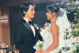 Ucapan selamat mengalir untuk pernikahan Park Shin-hye & Choi Tae-joon
