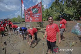 "Pasukan Habang" serbu Pulau Burung Batulicin Tanbu Kalsel