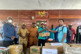 Wabup Mimika: Atasi abrasi Atuka segera dibangun talud bronjong