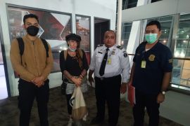 Imigrasi Bali deportasi warga Belanda karena salah gunakan izin tinggal