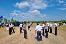 Aparat gabungan cek lokasi pos pengamanan MotoGP Sirkuit Mandalika