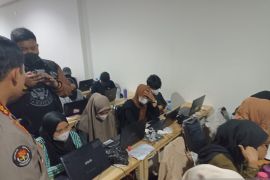 Polisi tangkap lima karyawan pinjol dugaan penyebaran data
