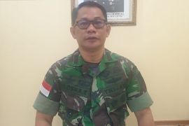 Dua prajurit meninggal dunia diserang kelompok bersenjata