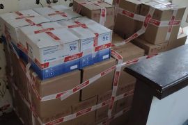 Bea Cukai Malang amankan ratusan botol minuman keras ilegal