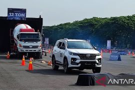 Toyota gelar "test drive" All New Fortuner 2.8 bersama media Surabaya