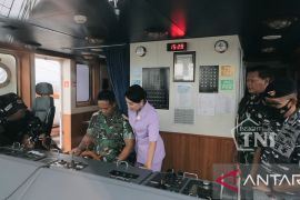 Panglima TNI sambangi KRI Bima Suci