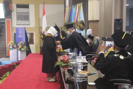 Universitas Brawijaya Malang kukuhkan dua profesor baru