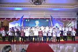 Pelantikan HIPMI, Bupati Muhdlor ajak kaum muda bantu percepat pemulihan ekonomi