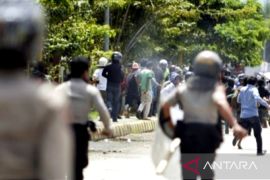 Polisi periksa intensif tiga orang terkait bentrokan di Tambak Menteng