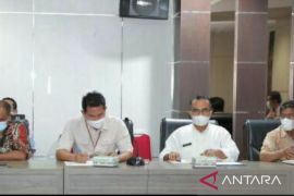 Gubernur Babel minta Tim Satgas Pangan Babel investigasi harga daging ayam terus meroket