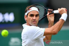 Roger Federer tentukan kelanjutan karir tenis April atau Mei