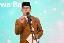 Ridwan Kamil imbau vihara atur pola beribadah cegah kerumunan