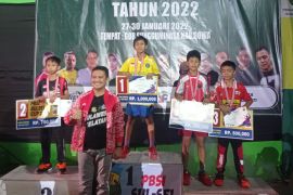 Sandi Karsa juara umum turnamen bulu tangkis Sulsel Cup 2022