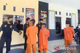 Komplotan pencuri traktor dari Tabalong berhasil dibekuk Polres HST